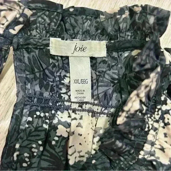 NWT Joie Baltic Print Silky Sleeveless Keyhole Back Floral Top Smocked Size XXL - Picture 8 of 11